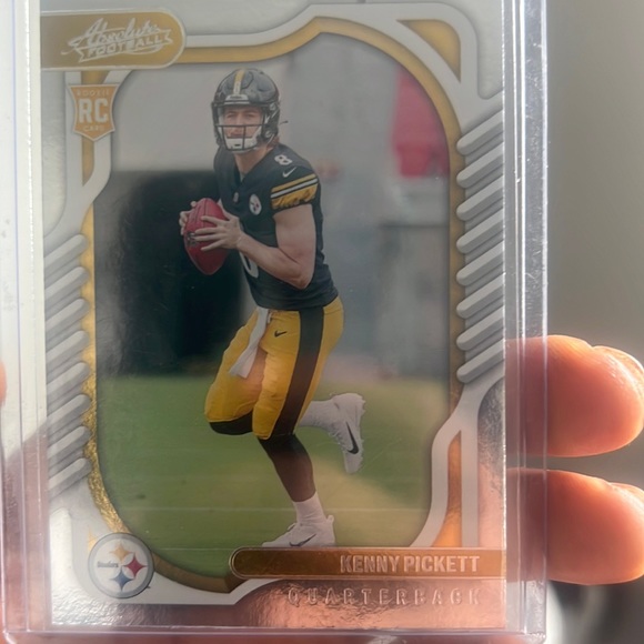 Kenny Pickett Rookie Card Pittsburgh Steelers - Picture 1 of 2